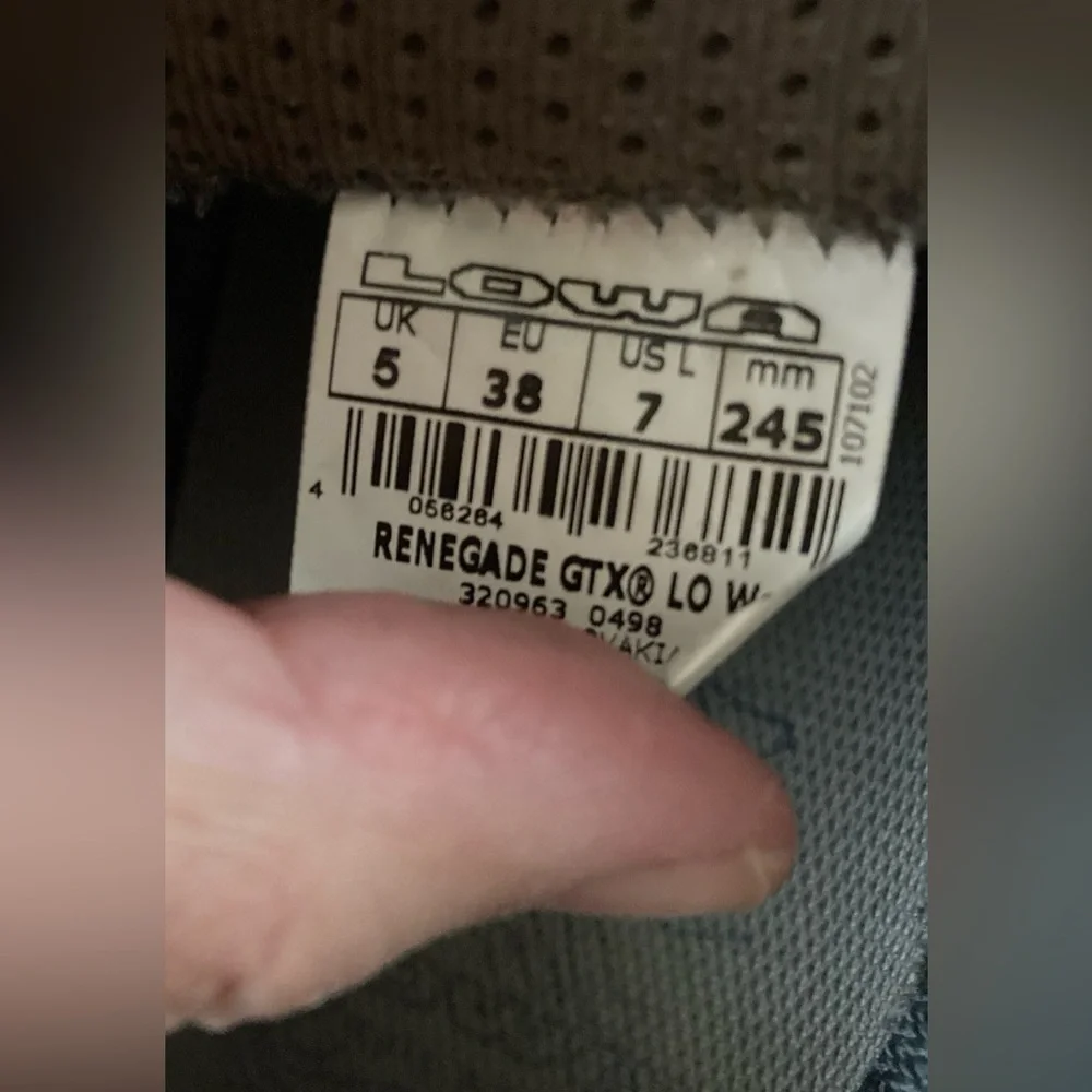 Lowa Athletic HIKING Shoes - Picture 2 of 9